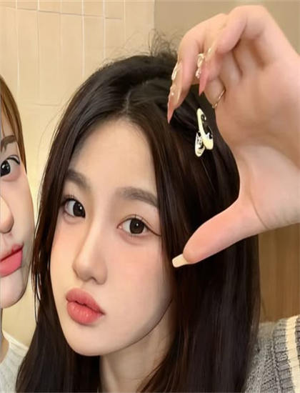 《拜见婆婆大人Ⅰ》拍摄技巧分析：镜头语言与画面构图探讨